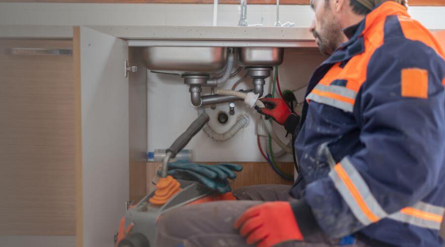 Professional tankless water heater installation services in Deepwater, MO